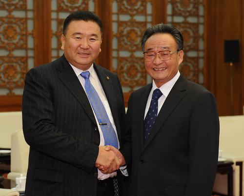 吴邦国27日会见蒙古国国家大呼拉尔副主席巴