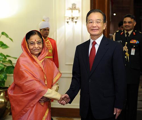 国务院总理温家宝在印度世界事务委员会发表演讲