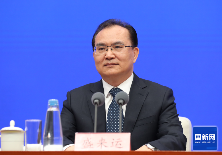 国务院新闻办举行发布会 介绍2025年一季度国民经济运行情况(图2)