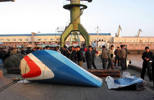 5月7日:中国民航北方航空公司一架客机失事