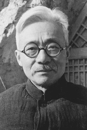 5月29日:中华人民共和国名誉主席宋庆龄因病在