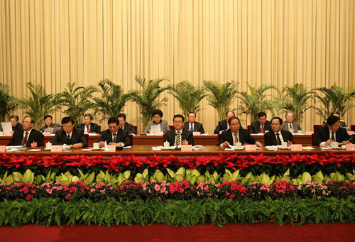 中共中央政治局常委李长春出席闭幕会.新华社记者李学仁摄