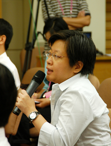 新加坡联合早报记者提问