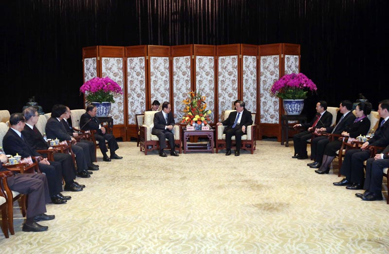 10月23日，全国政协主席俞正声在北京钓鱼台国宾馆会见来华参加第十一届北京-东京论坛的日本前首相福田康夫及其率领的日方代表团。