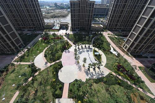 这是厦门“海绵城市”示范点翔安区洋唐保障性安居工程A09地块的花园（12月17日摄）。