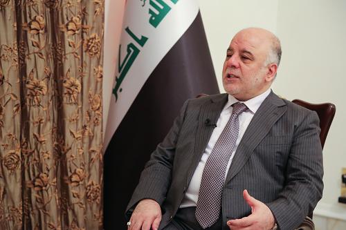 12月17日，伊拉克总理阿巴迪在伊首都巴格达的伊拉克总理府接受新华社记者专访。新华社发