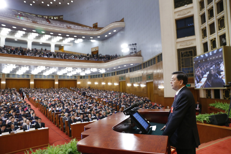 全国人大常委会委员长张德江作全国人民代表大会常务委员会工作报告.