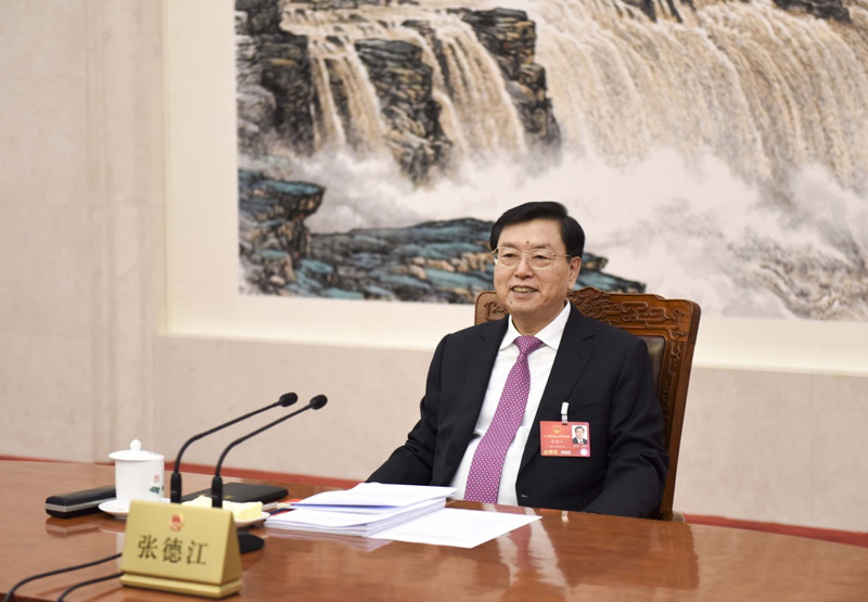 3月15日，十二届全国人大四次会议主席团常务主席第二次会议在北京人民大会堂举行。十二届全国人大四次会议主席团常务主席、全国人大常委会委员长张德江主持会议。