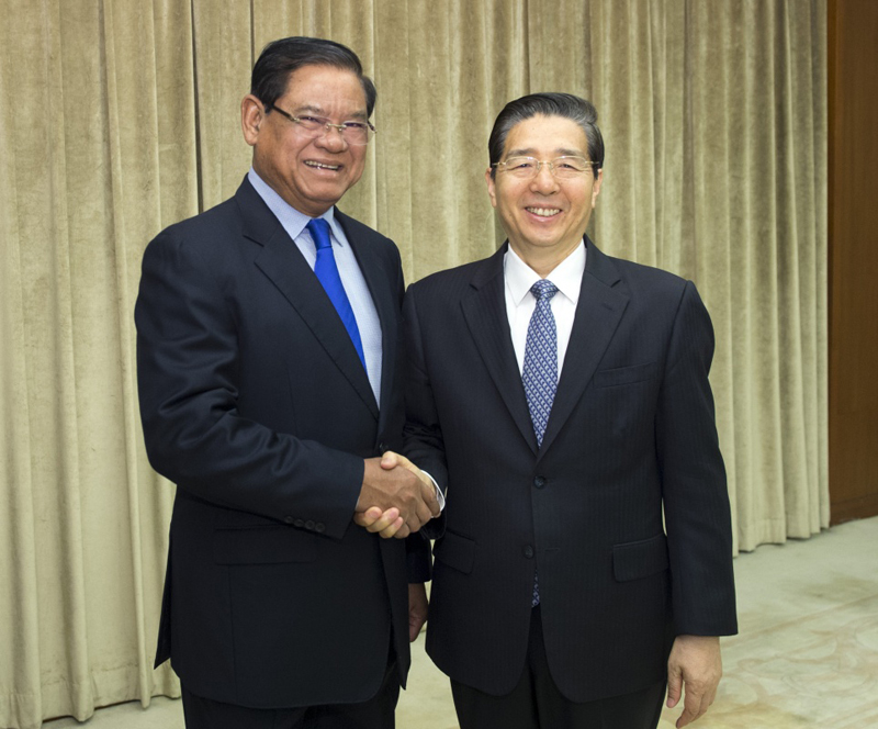 4月7日，国务委员、公安部部长郭声琨在北京会见柬埔寨副首相兼内政大臣韶肯。