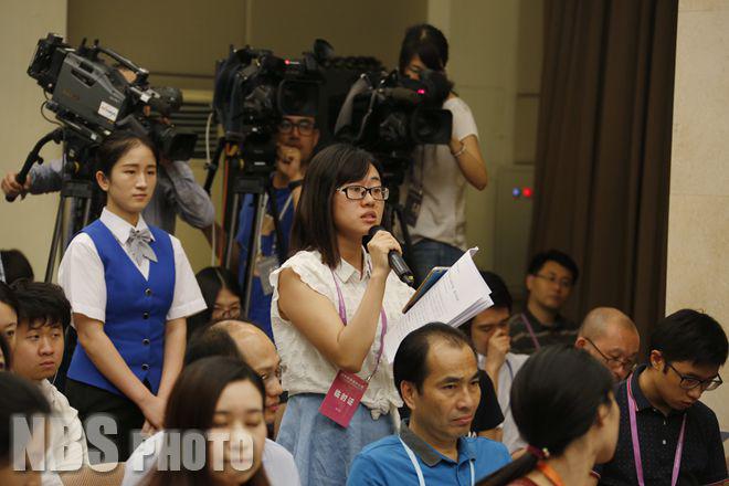 国家统计局新闻发言人就2016年上半年国民经济运行情况答记者问