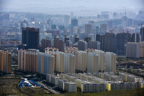 乌鲁木齐城市建设一景。