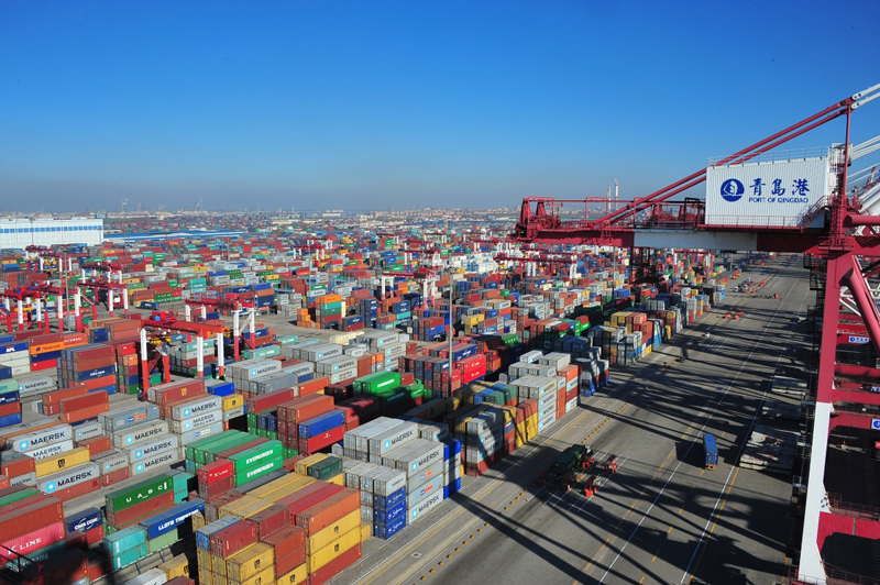 2016年1-11月份青岛港完成吞吐量4.6亿吨_图