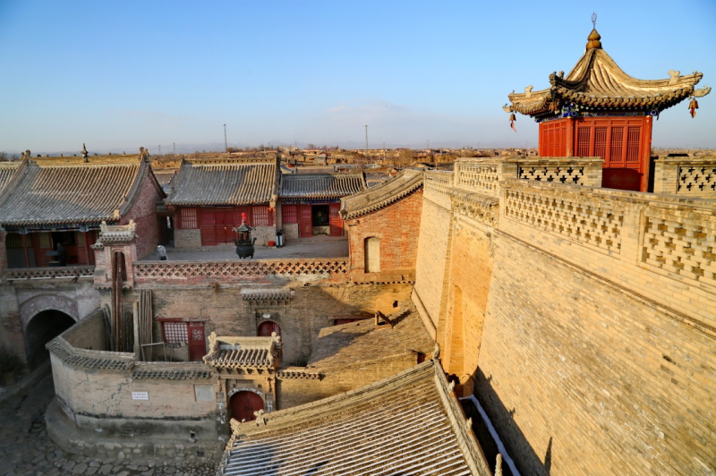 河北省张家口市蔚县西古堡始建于明嘉靖年间,古村落保存完好,村内现存