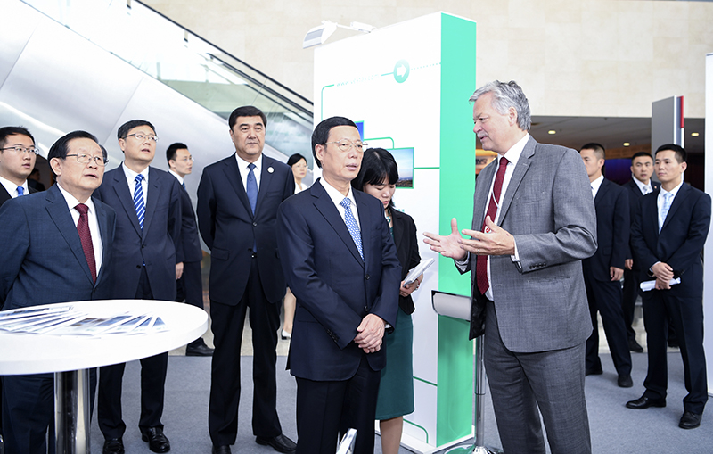 张高丽出席第八届清洁能源部长级会议和第二届