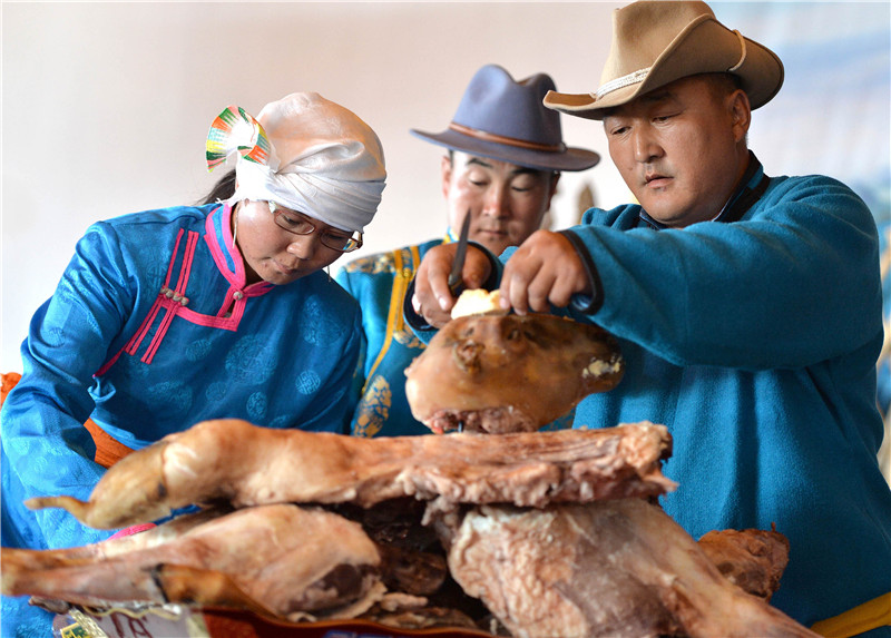 内蒙古优质牛羊肉走上越来越多国人的餐桌_图