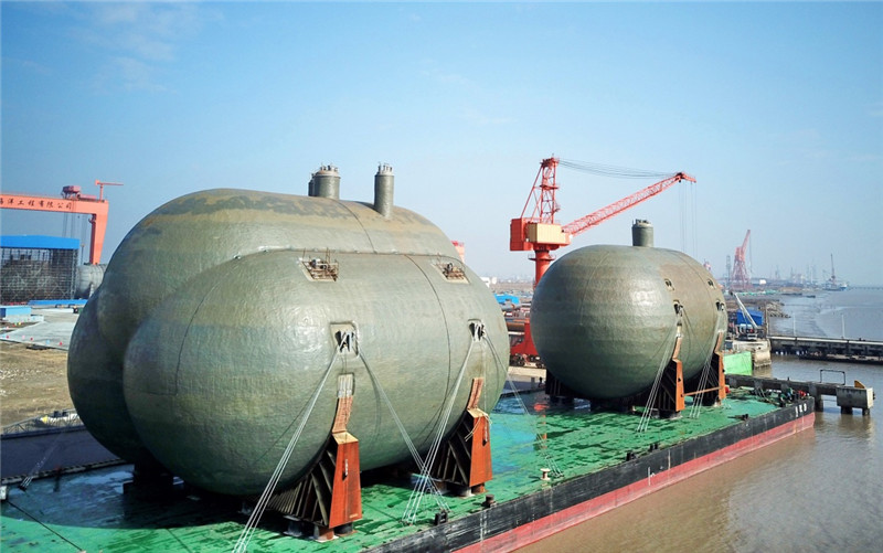 超大型船用C型液罐在江苏启东交付