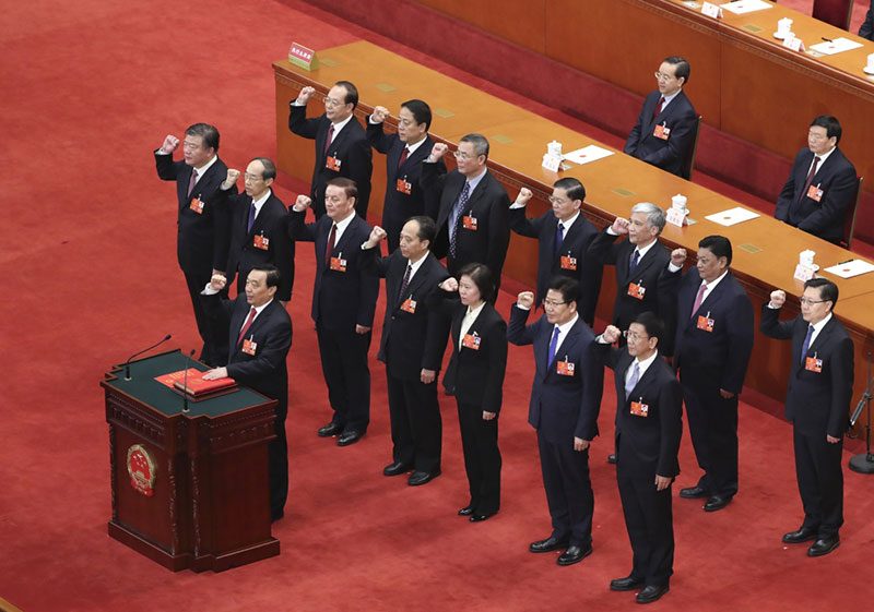 十三届全国人大一次会议选举产生新一届国家领导人_滚动新闻_中国政府网