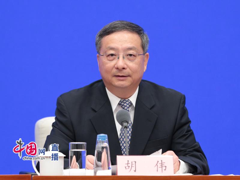 海关总署副署长胡伟