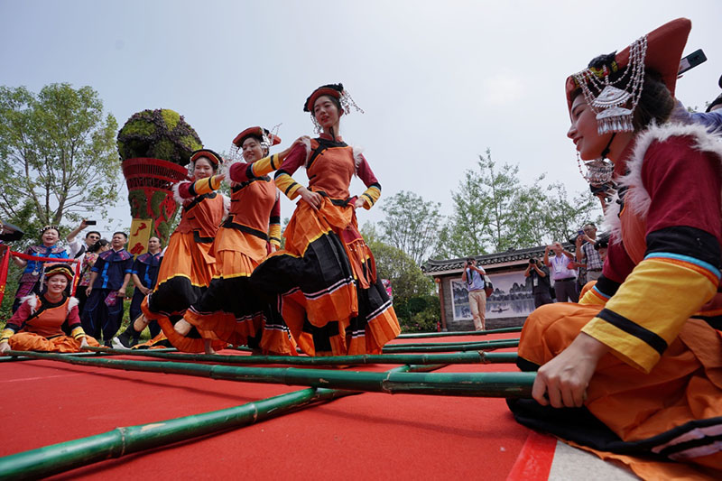 北京世园会迎来“广西日”