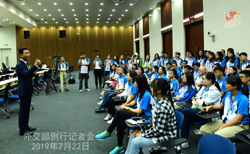 东盟教育交流周在贵州举行等答问