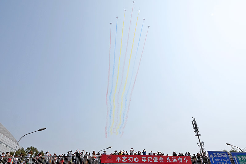 庆祝中华人民共和国成立70周年大会在京隆重举行(三十三)