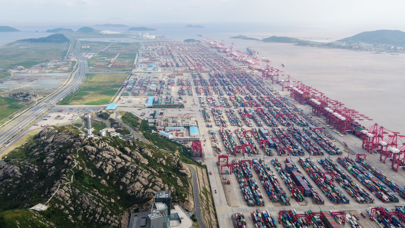 上海洋山深水港（10月16日无人机拍摄）。新华社记者 丁汀 摄