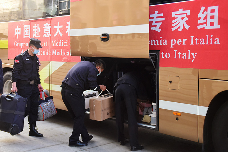 浙江组建中国抗疫医疗专家组赴意大利