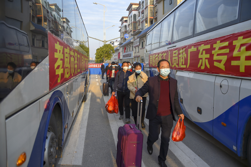 各地各部门贯彻落实习近平总书记重要指示精神统筹推进疫情防控和经济社会发展