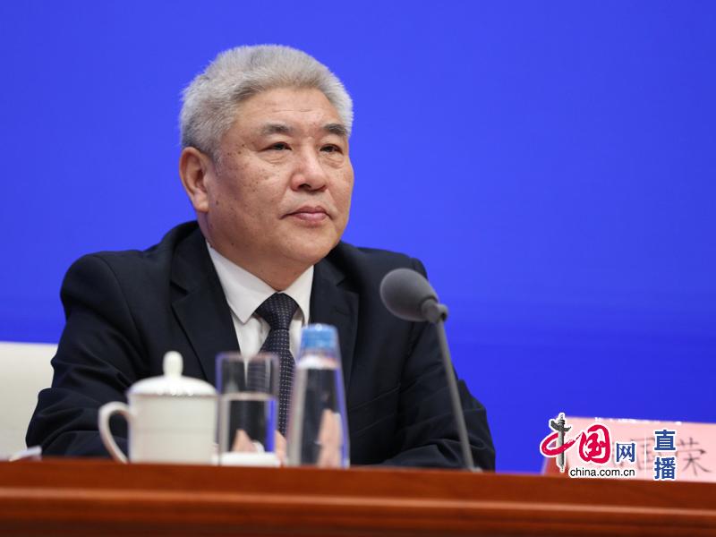 出社会以后-挂机方案国务院消息办就减税费优服务助复产促发展有关环境举行发布会 ...挂机论坛(5)