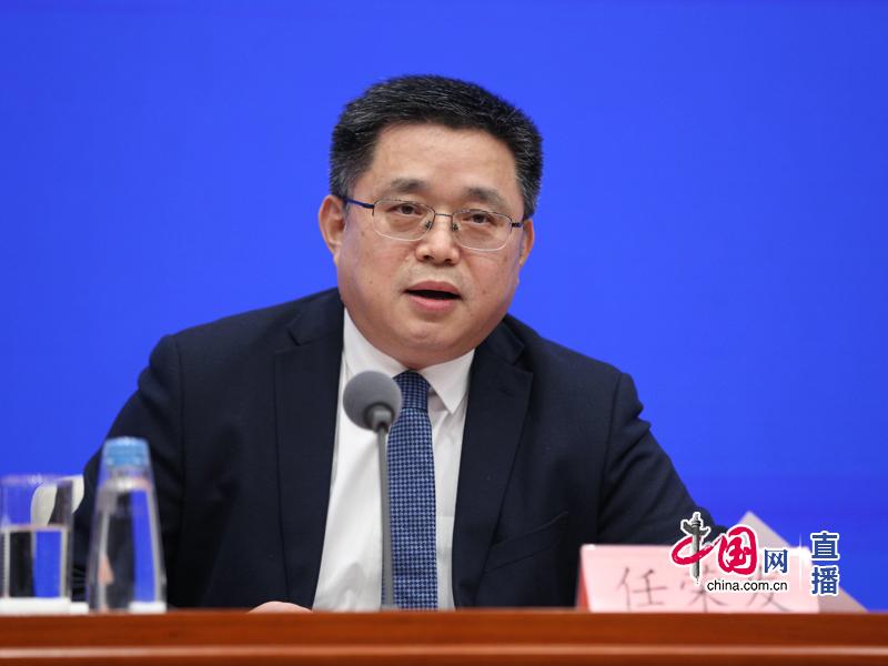 出社会以后-挂机方案国务院消息办就减税费优服务助复产促发展有关环境举行发布会 ...挂机论坛(2)