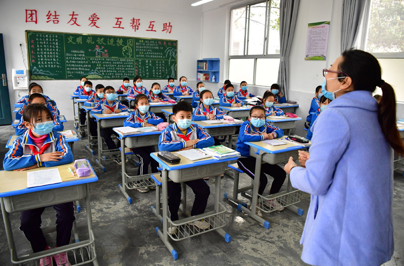 陕西平利：老县镇的新生活