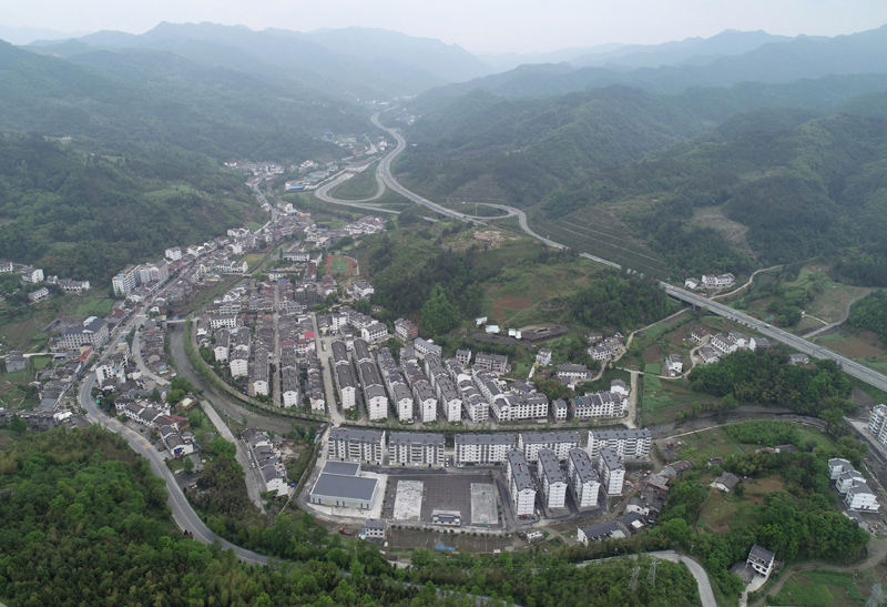 陕西平利：老县镇的新生活