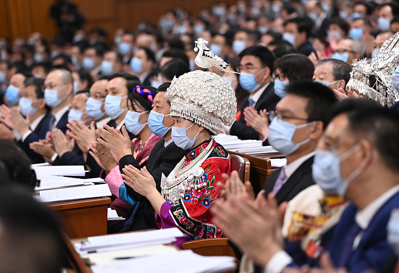 十三届全国人大三次会议在京开幕