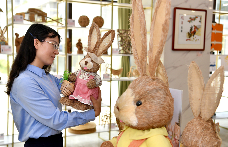 陕西杨凌：发展特色现代农业 助力乡村振兴