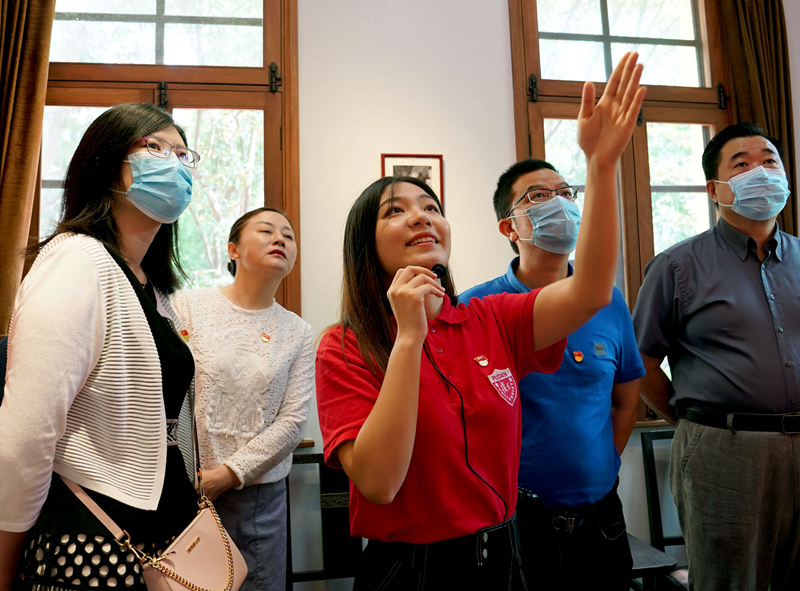 复旦大学《共产党宣言》展示馆党员志愿服务队:讲述“宣言” 学思践悟