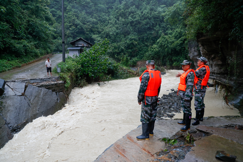 重庆黔江遭遇新一轮强降雨天气