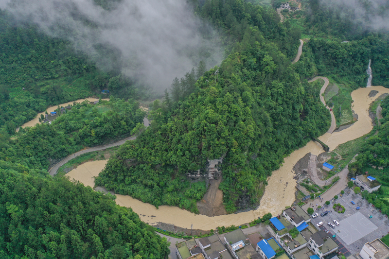 重庆黔江遭遇新一轮强降雨天气