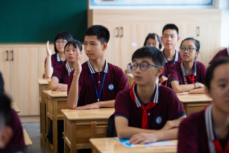 长沙中小学迎来新学期