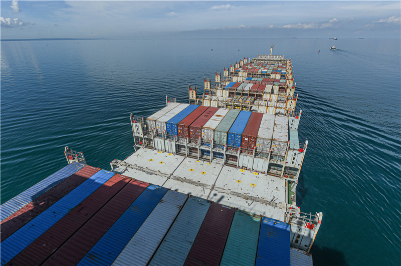 海南自贸港开通首条洲际集装箱航线