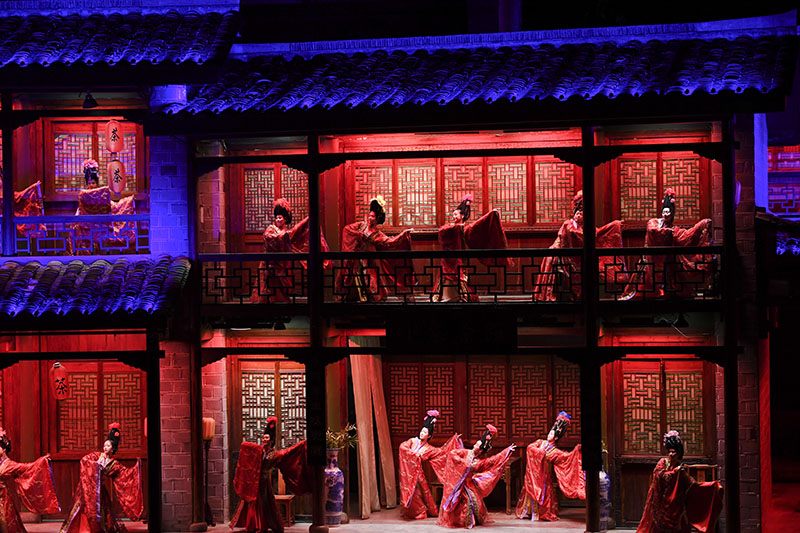 福建武夷山：夜间演出聚人气