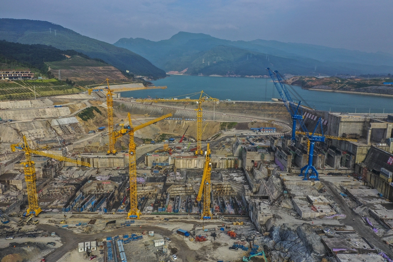 广西大藤峡水利枢纽右岸工程建设进展顺利
