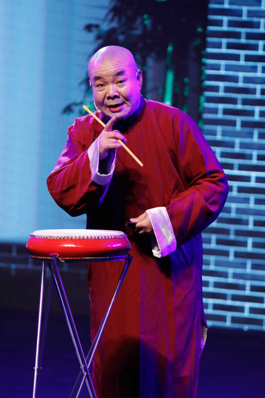 河南郑州:优秀非遗曲艺节目演出惠民心
