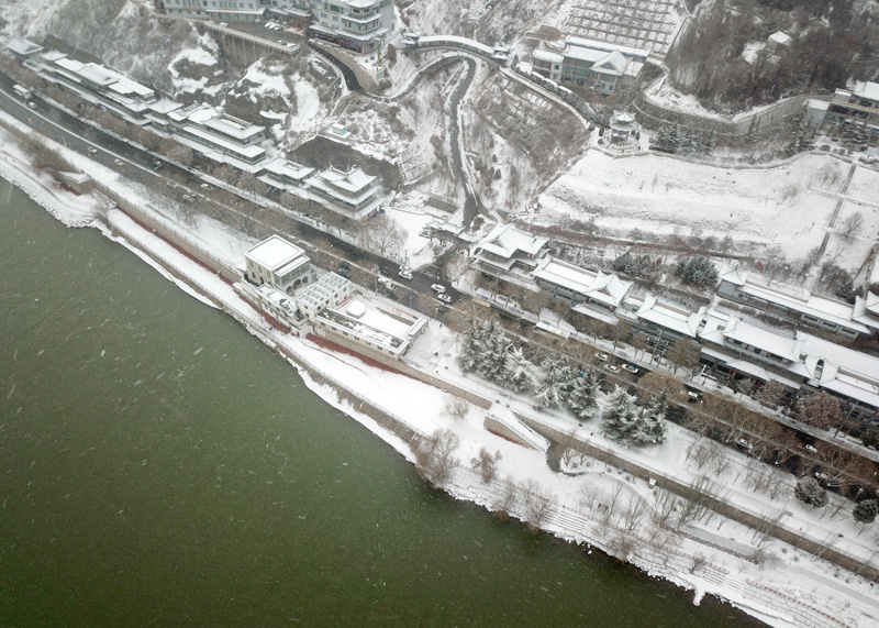 雪映金城 水墨兰州