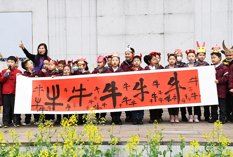 全国多地中小学开学