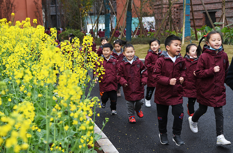 全国多地中小学开学