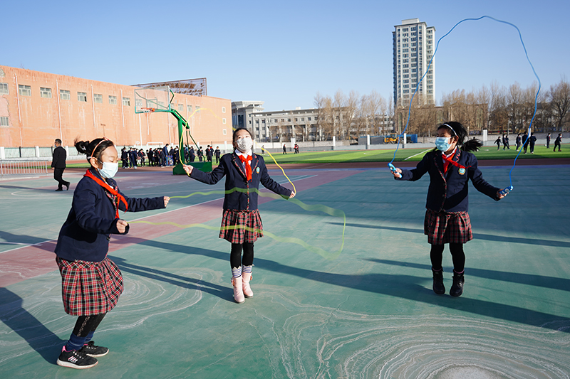 全国多地中小学开学