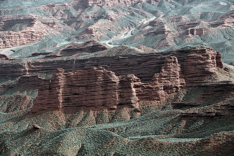 壮美平山湖大峡谷
