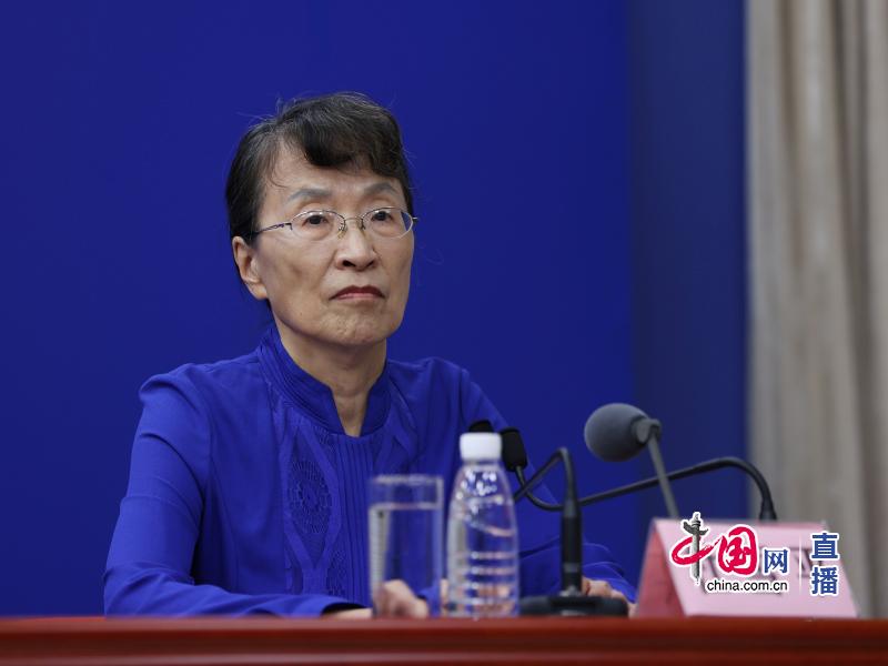 北京月坛社区卫生服务中心主任杜雪平