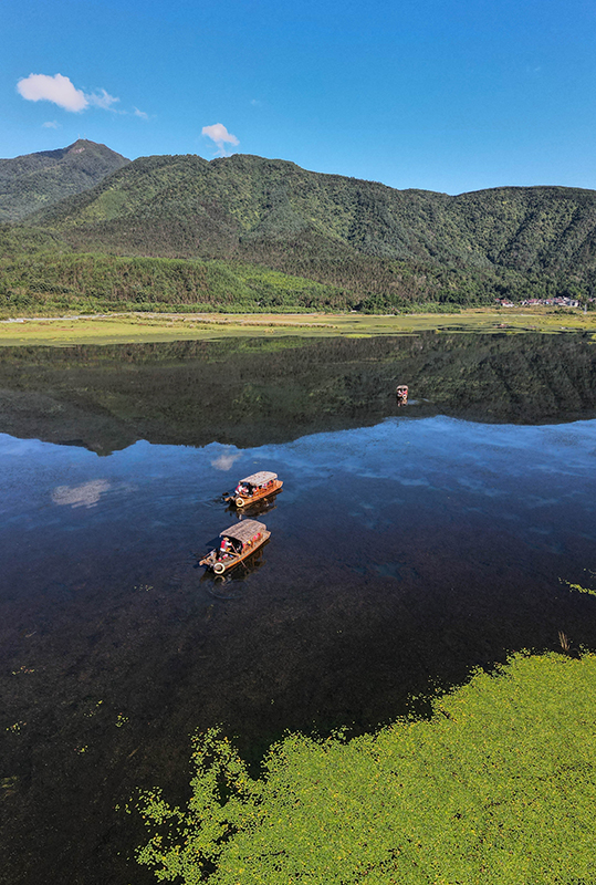 “飞阅”腾冲北海湿地