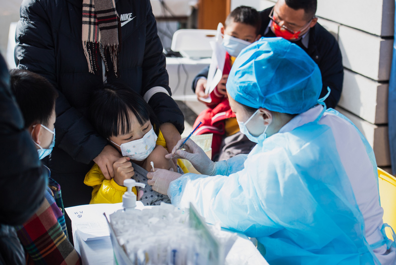 云南昆明：3至11岁人群新冠疫苗接种工作有序进行